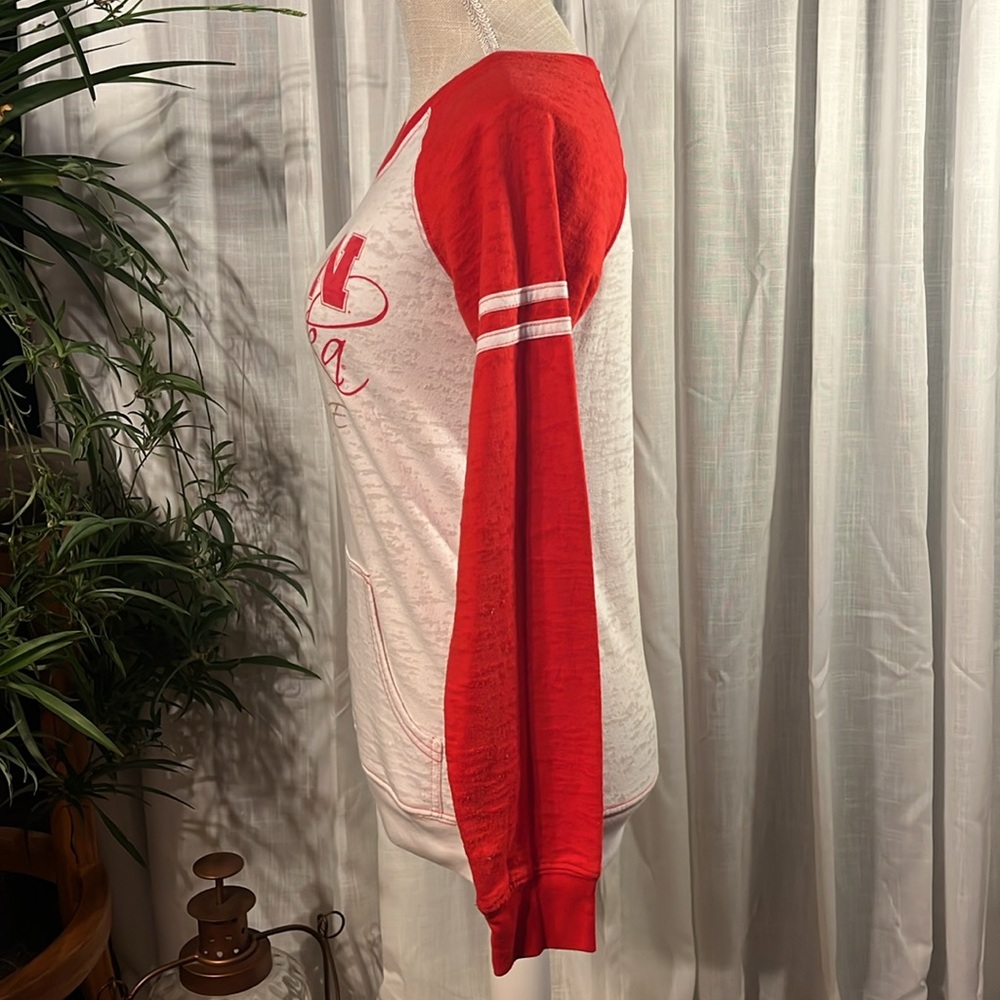 Nebraska Huskers Red & White Lightweight Sweatshirt - Size Medium - Picture 4 of 12